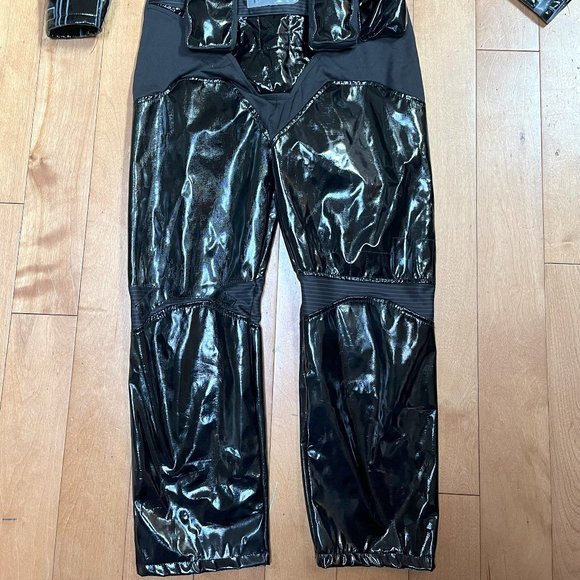 New- Darth Vader costume- Disney - kids age 9/10 - Picture 5 of 7